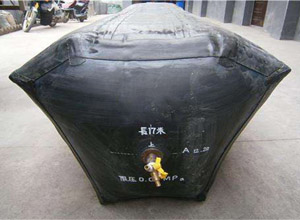 梯形空心板內模